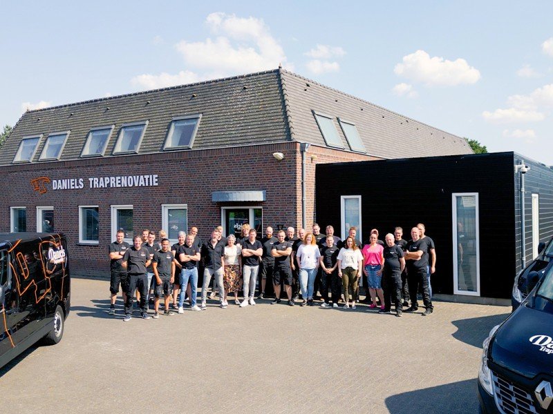 Wie is Daniels Traprenovatie?