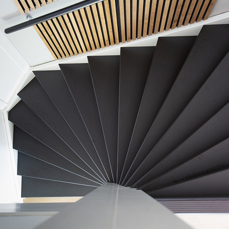 Trapkleur Vulcano Black