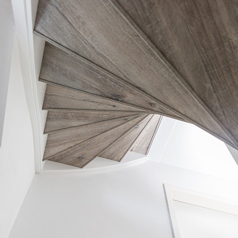 Silver Barnwood is een trapkleur van Daniels traprenovatie