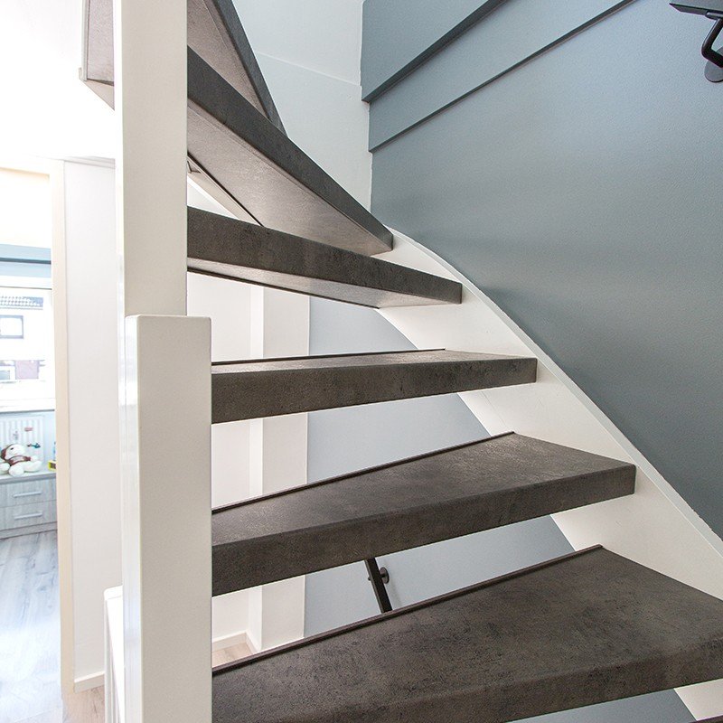 Natural stone Vooraanzicht trapkleur