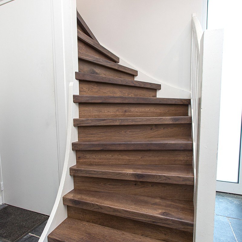 trapkleur dockland brown voorzijde