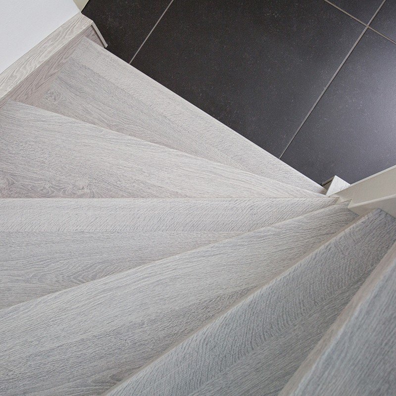 bovenzijde titanium grey trap