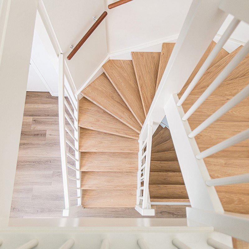 Natural oak trapkleur met wit