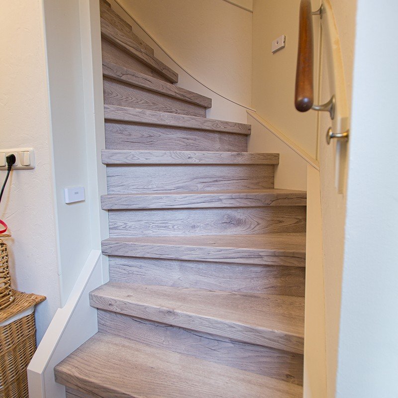 trapkleur desert sand