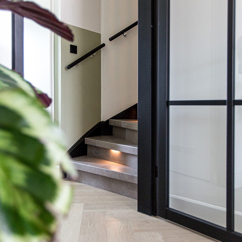 trapkleur urban grey